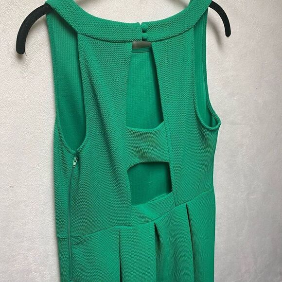 Bright Green Summer Dress Cut Out Back Xhilaration Large - Picture 6 of 7